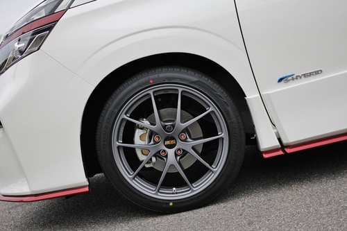 セレナニスモ に BBS RI-A 装着！ | 鈴鹿店 | 店舗ブログ